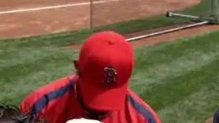 Daisuke Matsuzaka (松坂大輔) signing autographs