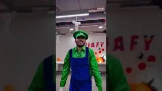 Vintage console game era just came back courtesy Neeru as Luigi from Super Mario Bros!! 💥🔥#mario
