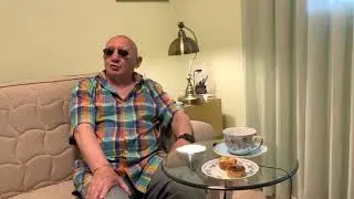 Перекус с Сиднеем Джаксоном