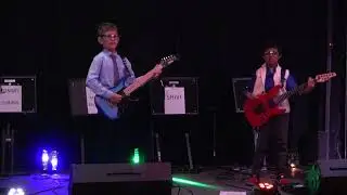 Beverly Hills by Weezer