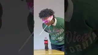 FIRST TO FINISH THE DRINK BLINDFOLDED WINS 500 CEDIS