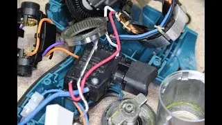 какой сетевой шуруповерт лучше купить / Ударный шуруповерт Makita TD0101F