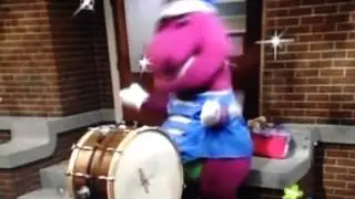 Barney comes to life (Barney's Good Day, Good Night)
