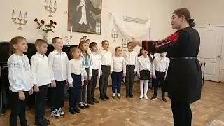 EChO1003 Ансамбль хору першого класу "Перлинки" / Choir Ensemble of the First Grade "Pearls"