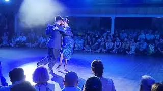 Argentine Tango: Roxana Suárez y Sebastián Achával - La Bruja