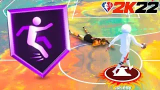 This 7 FOOT PLAYMAKER could be the BEST BUILD on NBA 2K22