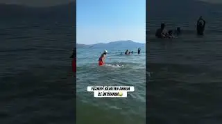YÜZMEYİ BİLMEYEN ANNEM İLE İMTİHANIM🥰😂