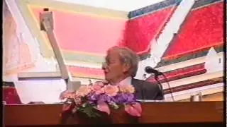 Prof. Nicolaas Bloembergen at Chulalongkorn University, with an introduction by Uwe Morawetz