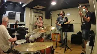 En Algún Lugar (Ensayo GRUPO)