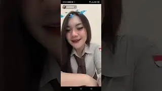akudeksri🚀 Live Tiktok hot seragamnya ketat banget sampe ngecap😋🤤