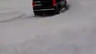 Ленд Ровер Дискавери 3 на бездорожье