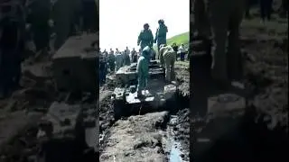 LIFTING THE TANK OUT OF THE RIVER / ПОДЪЁМ ТАНКА ИЗ РЕКИ