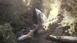 Другой потрясный водопад