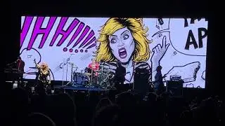 Blondie - Debbie Harry - Live Concert Detroit - Fox Theater - August 26, 2022 - Slayer!!!!!!!!!