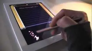 新しい iPad で、elago スタイラス（タッチ）ペンを使う。
