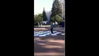 Парень шокировал весь город!!! Самый крутой танец! концовка ШОК!!
