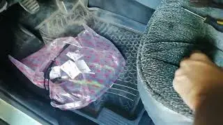 Замена ручки троса  капота на рено логан