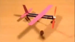 Como hacer un avión poderoso