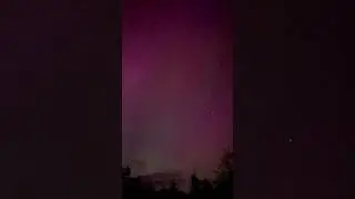 Pink Auroras lighting up Night Sky!