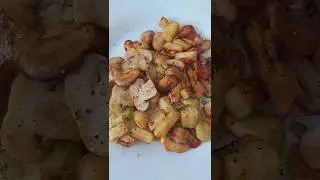 Dovlecel si ciuperci trase la tigaie /De post / Vegan #food #dovlecel #post #veganfood