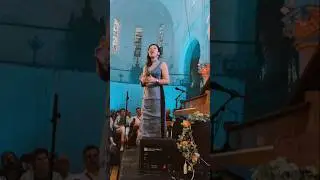 Chanter seule #acapella dans une ancienne église ✅ #chanteusefrancaise #bienvenue #ontour ​⁠