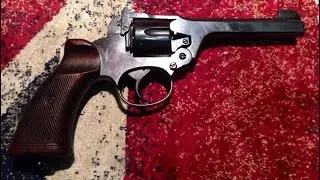 Few rounds with the 1943 Enfield No2 M1*