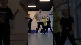 Stray kids s class #straykids #coverdance #straykidsfunnymoments #sclasschallenge #sclass