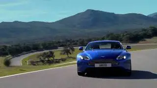 ▼ Aston Martin V8 Vantage S on Track