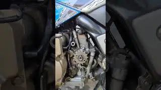 Pemasangan pengunci sprocket gear depan Suzuki Satria FU