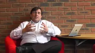 Barclay Rae introduces the topic of Service Integration Management (SIAM)