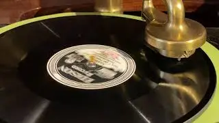Billy Murray and The 7 Blue Babies "Don't Do That to the Poor Puss Cat" Edison electric #52454 1928