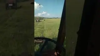 косим на двух тракторах