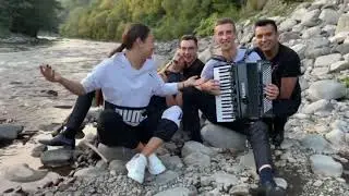 #VladutaLupau 🎙Live💿Apa trece, 🌐pietrele raman