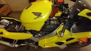 Замена воздушного фильтра на Honda VFR 800