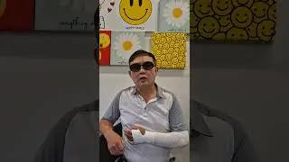 上个星期六，我和地板打仗。但是我输了。  저번주 토욜. 땅바닥과 한 판 붙었습니다. 졌습니다! #일상