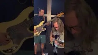 Quick groove with @FunkyDigo 🎸🎸 #groove #duet #funk #guitar #bass #funky #suhr #song #tone