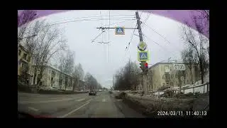 Сколько нарушений ПДД насчитаешь?