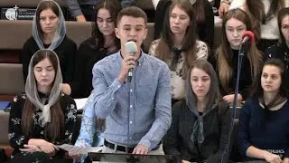 Смотря в зажженную свечу... / Стих
