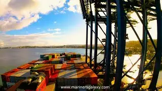 Salvador Cargo Operations and Departures In 4K