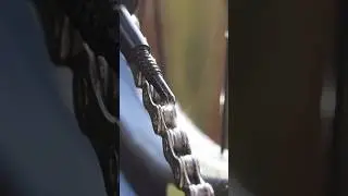 HOW DO YOU LUBE YOUR CHAIN? #mucoff