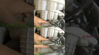 Coolant Level & Temperature sensor pada engine volvo trucks #volvo #volvotrucks #shorts