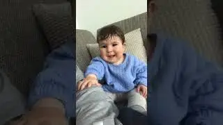 So albern Baby mit Papa