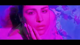 Ayri - Addicted to my hair (Official Visualizer)