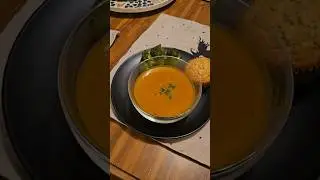 It was actually a lil cold in Georgia this day 🎃 #butternutsquash #fallrecipes #homemadesoup #soup