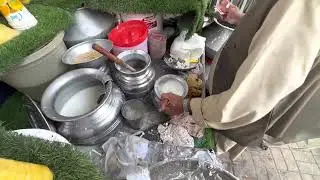 Famous Lasii of Peshawar || Peshawar shouba Food Street