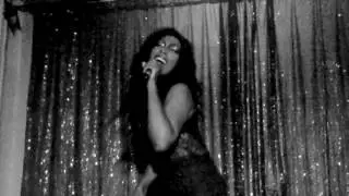 Liya Khan performing 