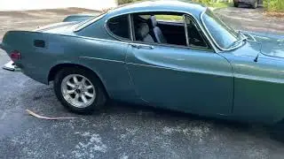 Walk-around & Owner Interview-1971 Volvo 1800 E