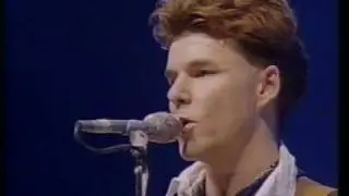 Big Country - Broken Heart  (Thirteen Valleys) - Moscow 1988