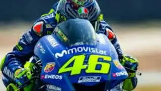 Kumpulan Foto Keren Legenda Motogp Valentino Rosi
