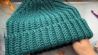 ✨🧶 Hooked Illusion: Crocheted Ribbing That Looks Like Knitting